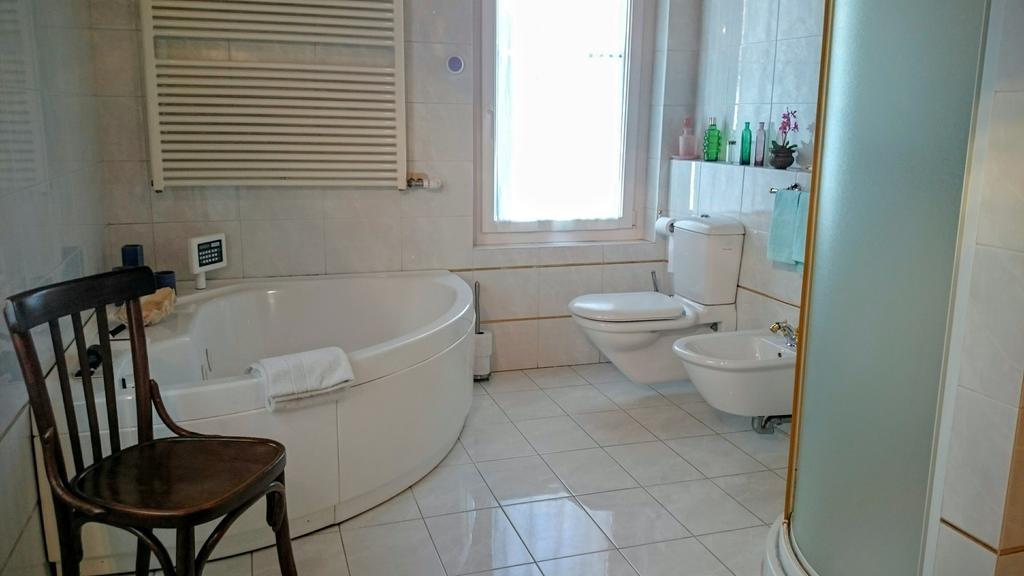 B&B Villa Dei Pini Domegliara Екстериор снимка