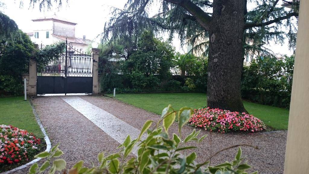 B&B Villa Dei Pini Domegliara Екстериор снимка