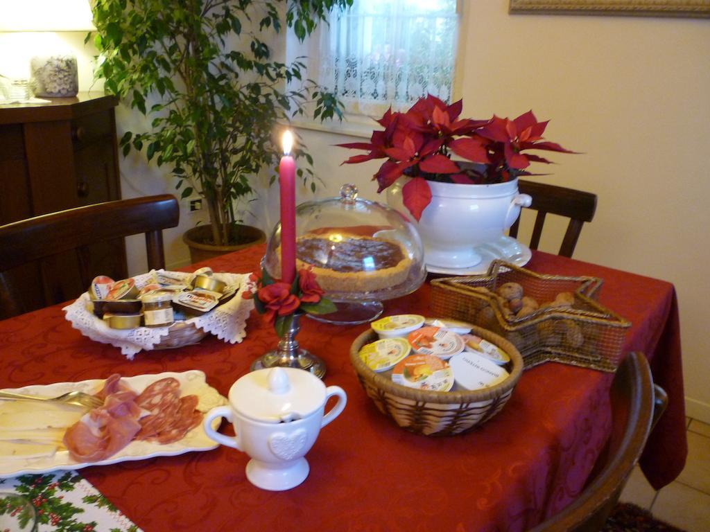 B&B Villa Dei Pini Domegliara Екстериор снимка